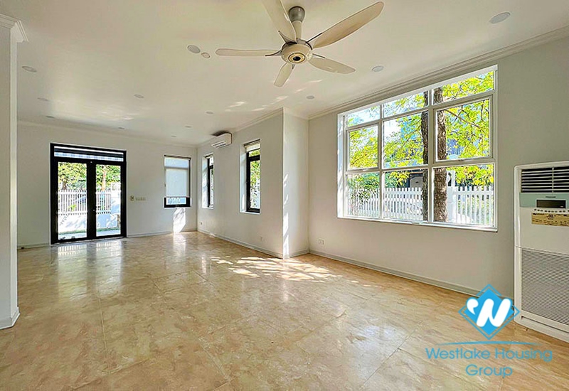 A spacious corner house for rent in Ciputra T Block
